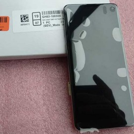 Оригинальный дисплей 6,1" Dynamic AMOLED в сборе с металлической рамкой и сенсором для Samsung SM-G973 Galaxy S10 White (дисплейный черный, грани светлые)