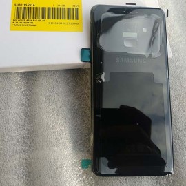 Задняя  стеклянная крышка Gorilla Glass для Samsung Galaxy A8 2018 SM-A530 Black оригинал