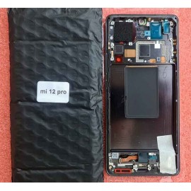 Дисплей LTPO AMOLED в зборі зі сенсором та рамкою для Xiaomi 12 Pro 2201122C Black оригінал сервіс